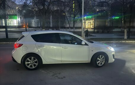 Mazda 3, 2011 год, 650 000 рублей, 2 фотография