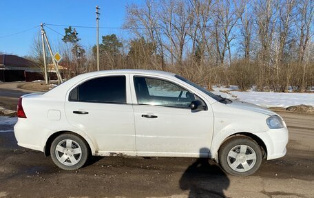 Chevrolet Aveo III, 2010 год, 350 000 рублей, 2 фотография