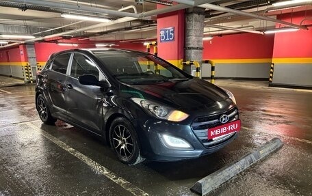 Hyundai i30 II рестайлинг, 2015 год, 800 000 рублей, 2 фотография