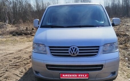Volkswagen Caravelle T5, 2006 год, 730 000 рублей, 1 фотография