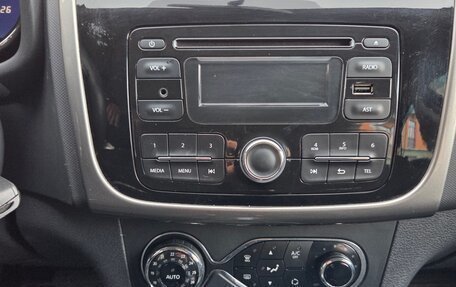 Renault Sandero II рестайлинг, 2016 год, 1 115 000 рублей, 17 фотография