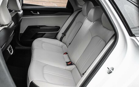 KIA K5, 2022 год, 3 384 000 рублей, 9 фотография