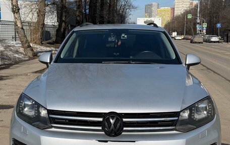 Volkswagen Touareg III, 2010 год, 1 700 000 рублей, 2 фотография