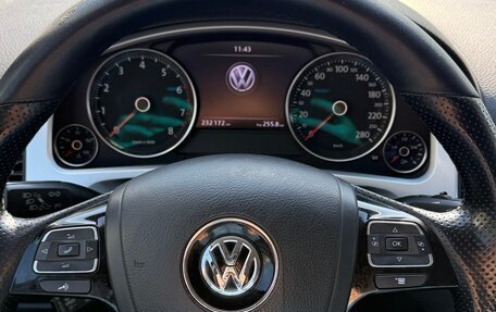 Volkswagen Touareg III, 2010 год, 1 700 000 рублей, 14 фотография