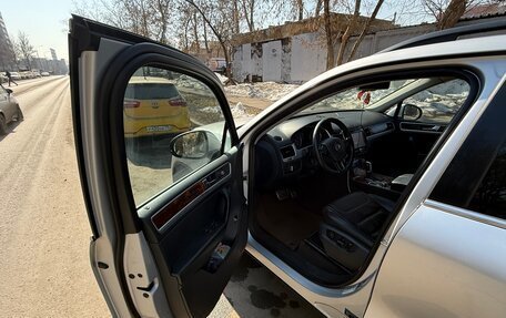 Volkswagen Touareg III, 2010 год, 1 700 000 рублей, 23 фотография