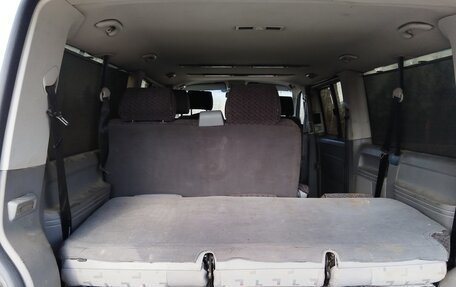 Volkswagen Caravelle T5, 2006 год, 730 000 рублей, 7 фотография