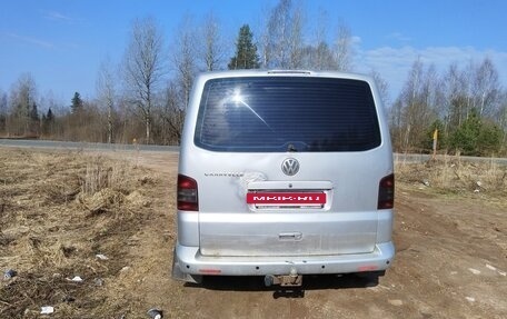 Volkswagen Caravelle T5, 2006 год, 730 000 рублей, 4 фотография