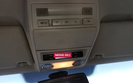 Volkswagen Caravelle T5, 2006 год, 730 000 рублей, 17 фотография