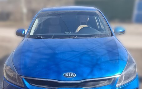 KIA Rio IV, 2017 год, 1 250 000 рублей, 2 фотография