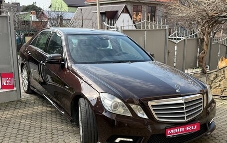 Mercedes-Benz E-Класс, 2010 год, 1 100 000 рублей, 1 фотография