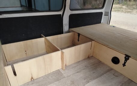 Mazda Bongo IV, 2008 год, 630 000 рублей, 2 фотография