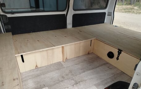 Mazda Bongo IV, 2008 год, 630 000 рублей, 3 фотография