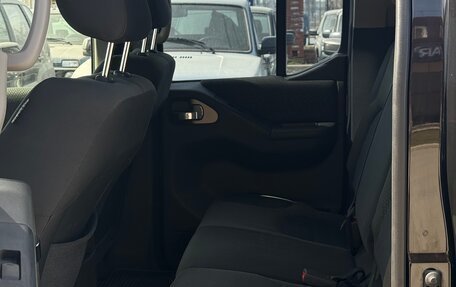Nissan Navara (Frontier), 2011 год, 1 550 000 рублей, 14 фотография