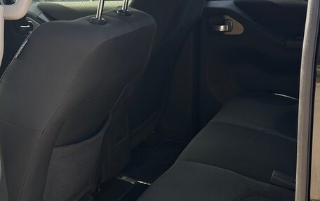 Nissan Navara (Frontier), 2011 год, 1 550 000 рублей, 13 фотография