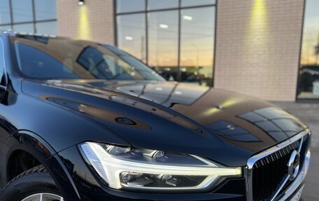 Volvo XC60 II, 2018 год, 2 800 000 рублей, 3 фотография