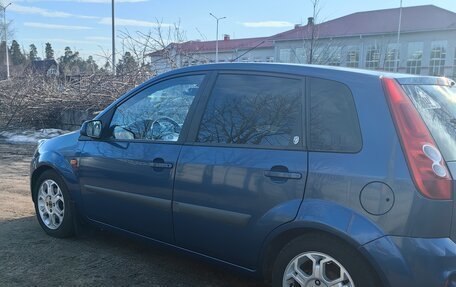 Ford Fiesta, 2006 год, 370 000 рублей, 4 фотография