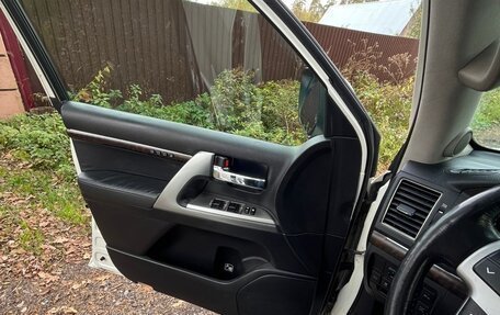 Toyota Land Cruiser 200, 2014 год, 3 000 000 рублей, 7 фотография