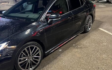 Toyota Camry, 2026 год, 3 900 000 рублей, 2 фотография