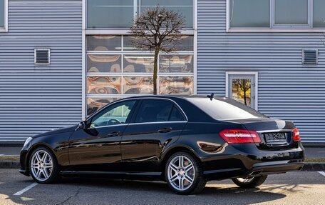 Mercedes-Benz E-Класс, 2012 год, 1 145 000 рублей, 4 фотография