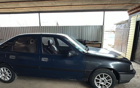 Opel Vectra A, 1991 год, 200 000 рублей, 10 фотография