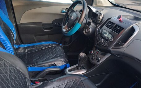 Chevrolet Aveo III, 2013 год, 1 050 000 рублей, 17 фотография