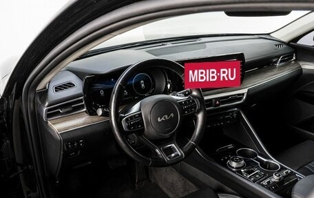 KIA K5, 2021 год, 2 500 000 рублей, 11 фотография
