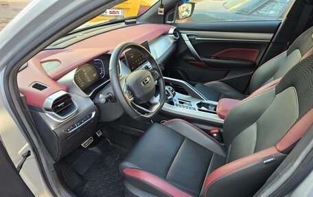 Geely Coolray I, 2021 год, 2 100 000 рублей, 5 фотография