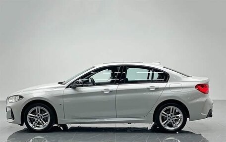 BMW 1 серия, 2022 год, 1 835 000 рублей, 3 фотография