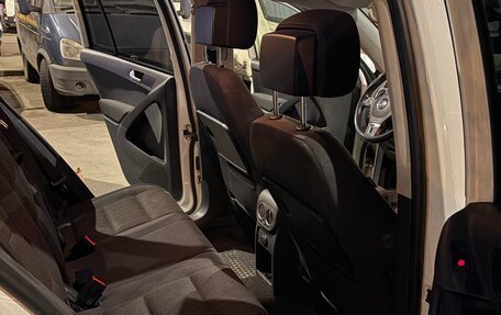 Volkswagen Tiguan I, 2013 год, 940 000 рублей, 19 фотография