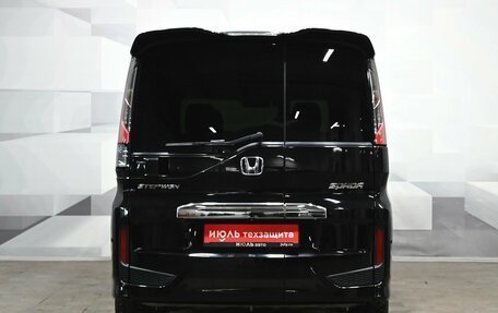 Honda Stepwgn IV, 2016 год, 1 850 000 рублей, 5 фотография