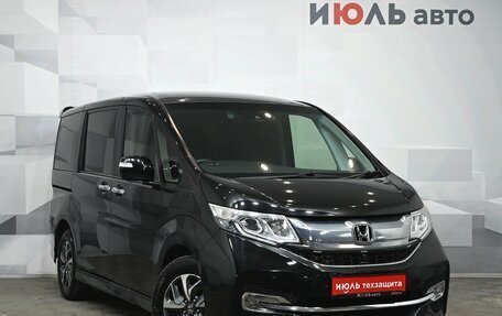 Honda Stepwgn IV, 2016 год, 1 850 000 рублей, 3 фотография