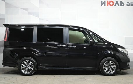 Honda Stepwgn IV, 2016 год, 1 850 000 рублей, 9 фотография