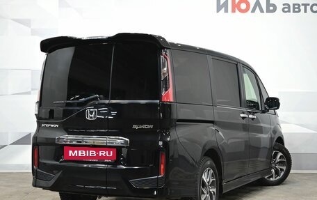 Honda Stepwgn IV, 2016 год, 1 850 000 рублей, 7 фотография