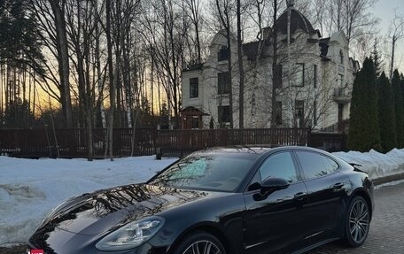 Porsche Panamera II рестайлинг, 2021 год, 11 000 000 рублей, 2 фотография