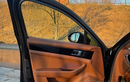 Porsche Panamera II рестайлинг, 2021 год, 11 000 000 рублей, 22 фотография