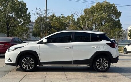 Toyota Yaris XP150 рестайлинг, 2022 год, 1 140 005 рублей, 4 фотография