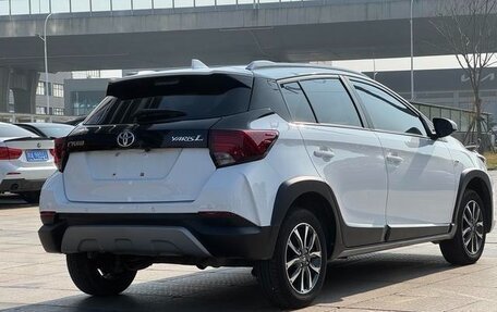 Toyota Yaris XP150 рестайлинг, 2022 год, 1 140 005 рублей, 3 фотография