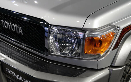 Toyota Land Cruiser 70, 2015 год, 9 450 000 рублей, 8 фотография