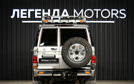 Toyota Land Cruiser 70, 2015 год, 9 450 000 рублей, 5 фотография
