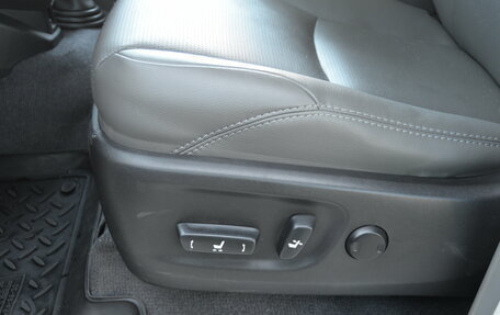 Toyota Land Cruiser 70, 2015 год, 9 450 000 рублей, 28 фотография