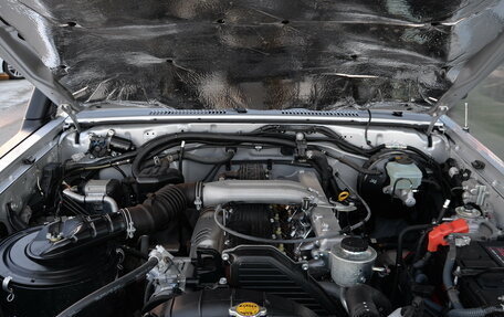 Toyota Land Cruiser 70, 2015 год, 9 450 000 рублей, 37 фотография