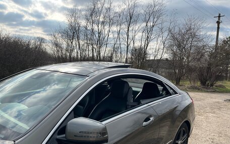 Mercedes-Benz E-Класс, 2011 год, 1 550 000 рублей, 6 фотография