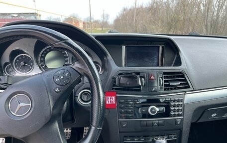 Mercedes-Benz E-Класс, 2011 год, 1 550 000 рублей, 10 фотография