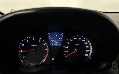 Hyundai Solaris II рестайлинг, 2011 год, 590 000 рублей, 11 фотография