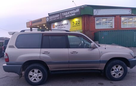 Toyota Land Cruiser 100 рестайлинг 2, 2006 год, 2 700 000 рублей, 6 фотография