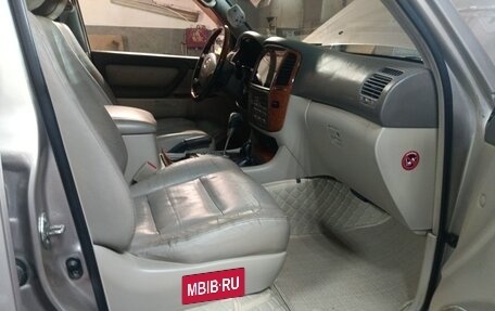 Toyota Land Cruiser 100 рестайлинг 2, 2006 год, 2 700 000 рублей, 8 фотография