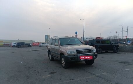 Toyota Land Cruiser 100 рестайлинг 2, 2006 год, 2 700 000 рублей, 3 фотография