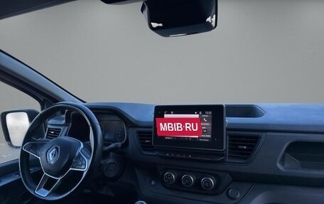 Renault Trafic, 2023 год, 4 000 000 рублей, 8 фотография