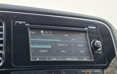 Mitsubishi Outlander III рестайлинг 3, 2013 год, 1 220 000 рублей, 13 фотография