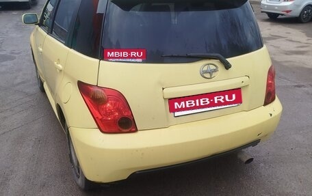 Toyota Ist II, 2003 год, 350 000 рублей, 2 фотография